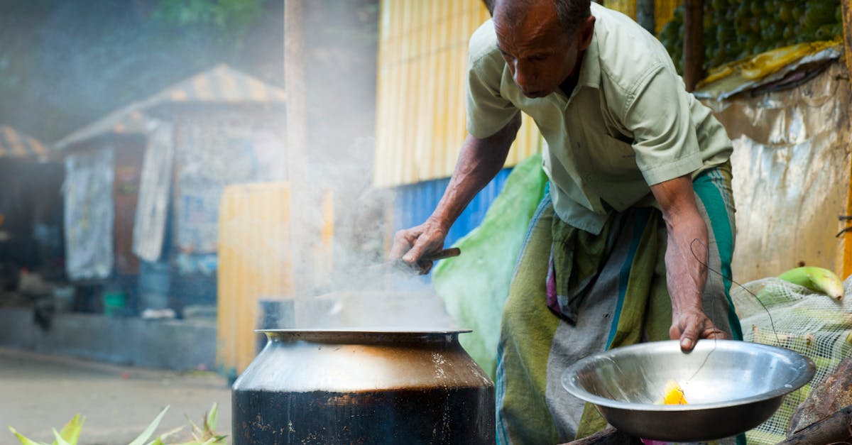 entdecken sie verschiedene kochtechniken, die ihren kulinarischen fähigkeiten neuen schwung verleihen. von traditionellen methoden bis zu modernen ansätzen – lernen sie, wie sie köstliche gerichte zubereiten und ihre küche revolutionieren können.